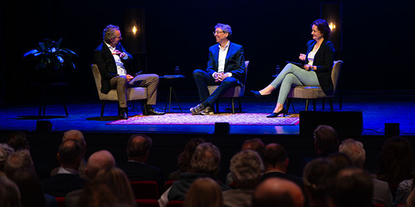 roderik-aleid-karen-met-stukje-zaal